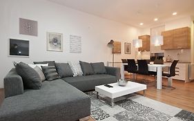 City Lights Apartment