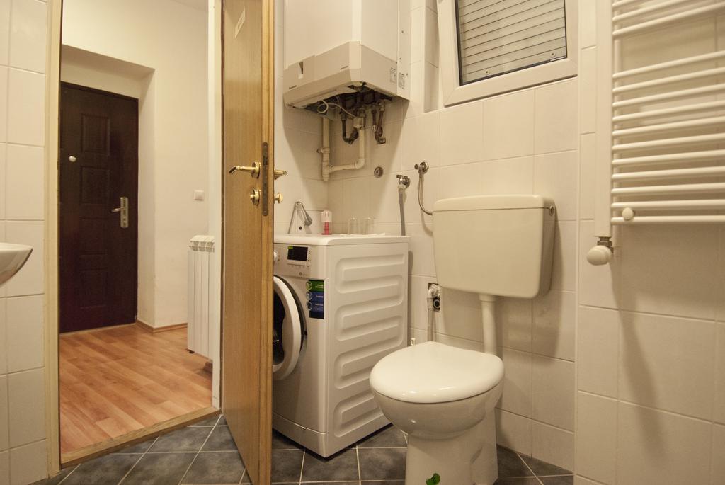 City Lights Apartment Zagabria Esterno foto