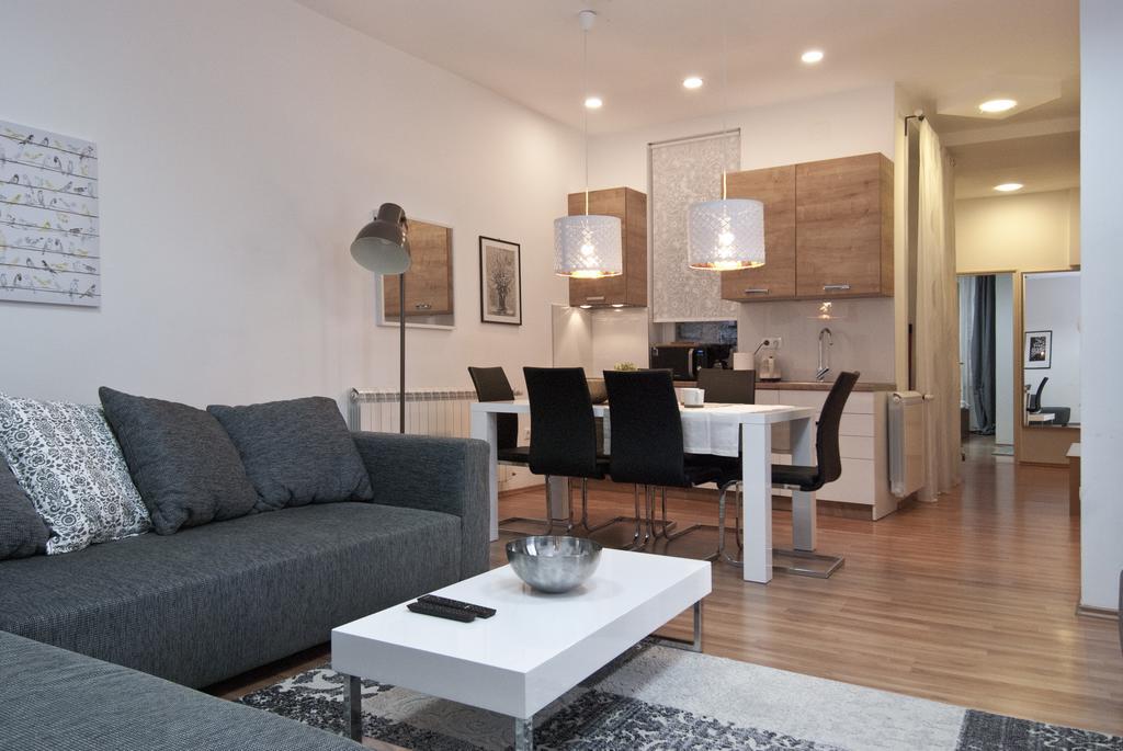 City Lights Apartment Zagabria Esterno foto