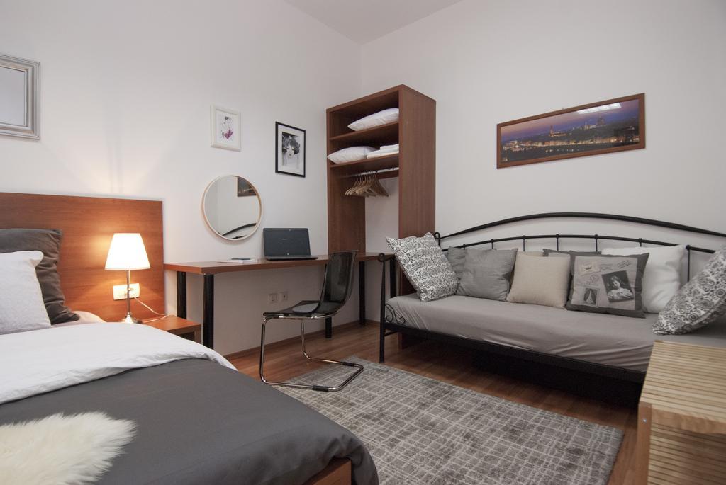 City Lights Apartment Zagabria Esterno foto