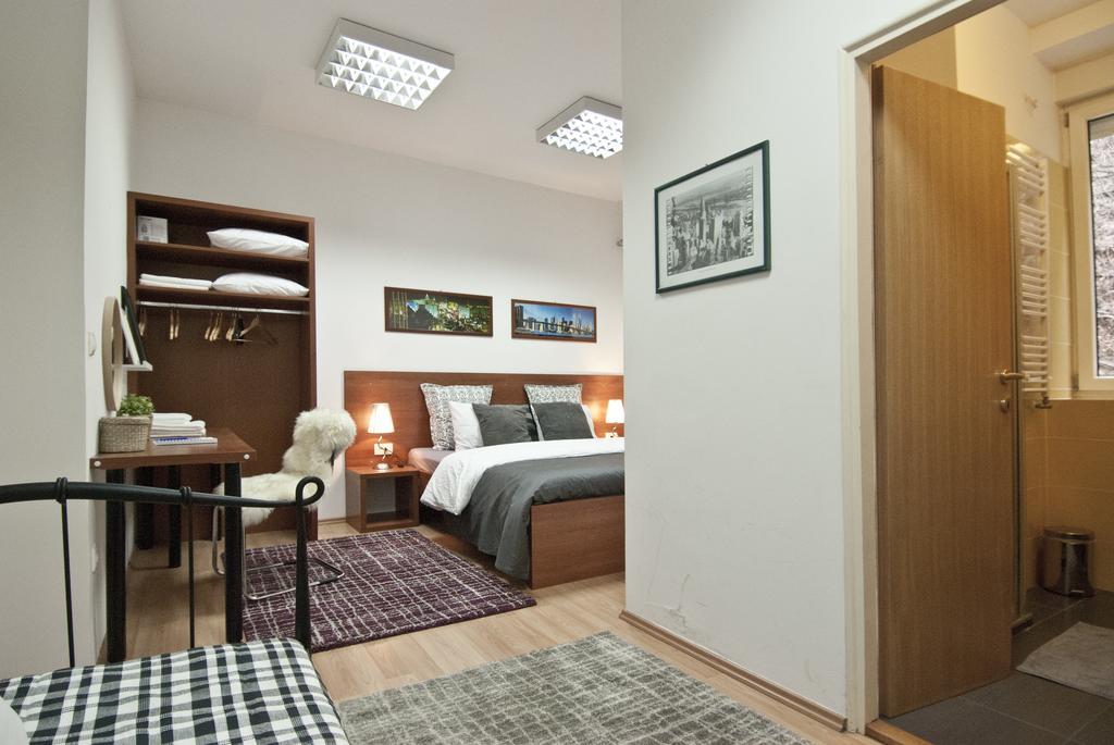 City Lights Apartment Zagabria Esterno foto