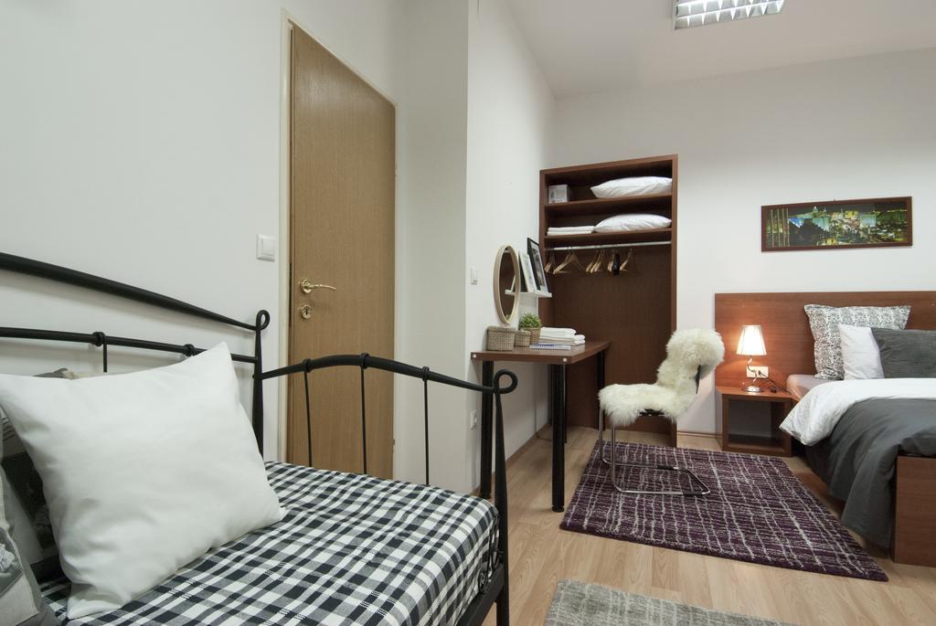 City Lights Apartment Zagabria Esterno foto